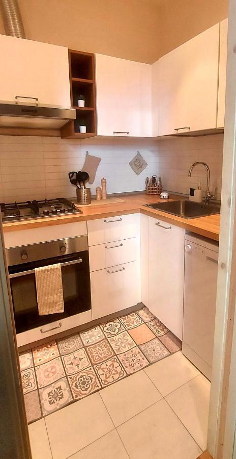 Tacito Apartments Терни Экстерьер фото