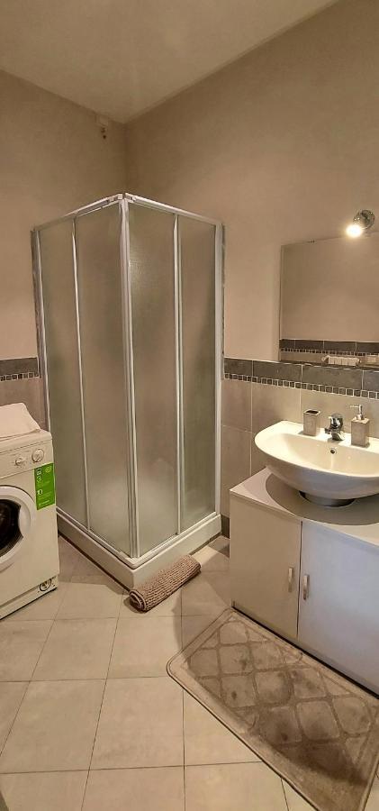Tacito Apartments Терни Экстерьер фото